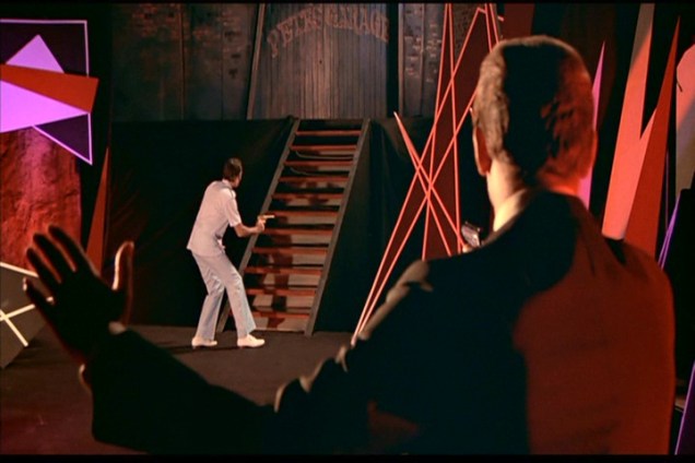 007 Contra o Homem com a Pistola de Ouro foto 2